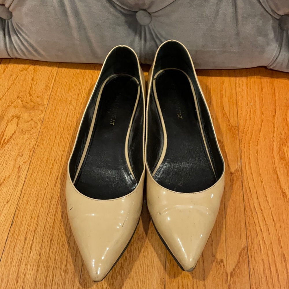 USED Saint Laurent Pointy toe flats